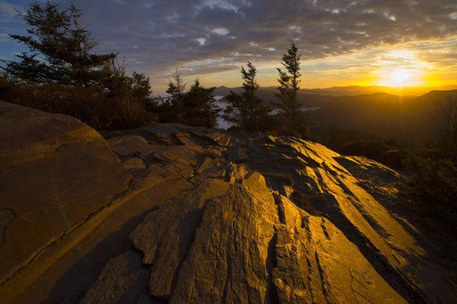 Groups sue FAA to seek air tour plans for national parks